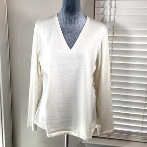 Ann Taylor MerinoWool Blend V-Neck Sweater Size XL